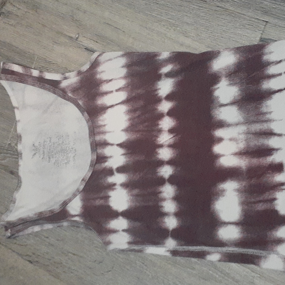 Purple ribbed tank top